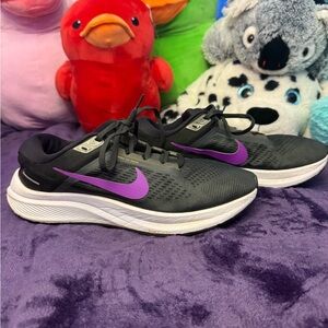 Nike Athletic Shoes Black and Purple